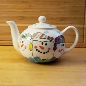 EUC hand painted vintage snowmen teapot